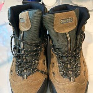 Hi Tec Men's Hiking Book Size 10.5